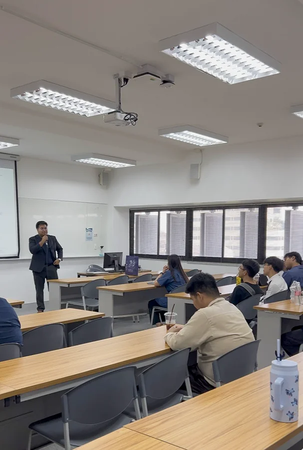 A lecture at the thai japan Institute of technology
