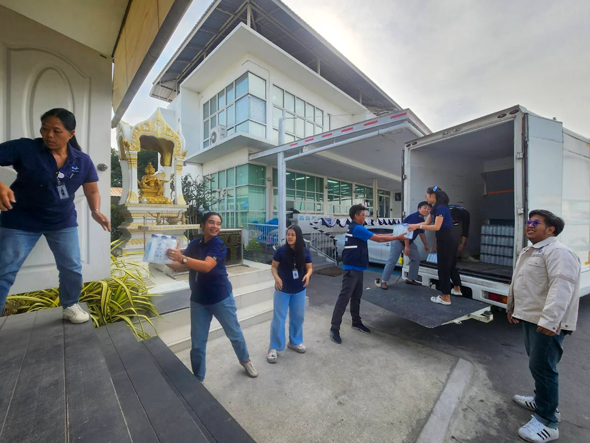 The mission to deliver clean drinking water to flood victims in hat yai in 2025
