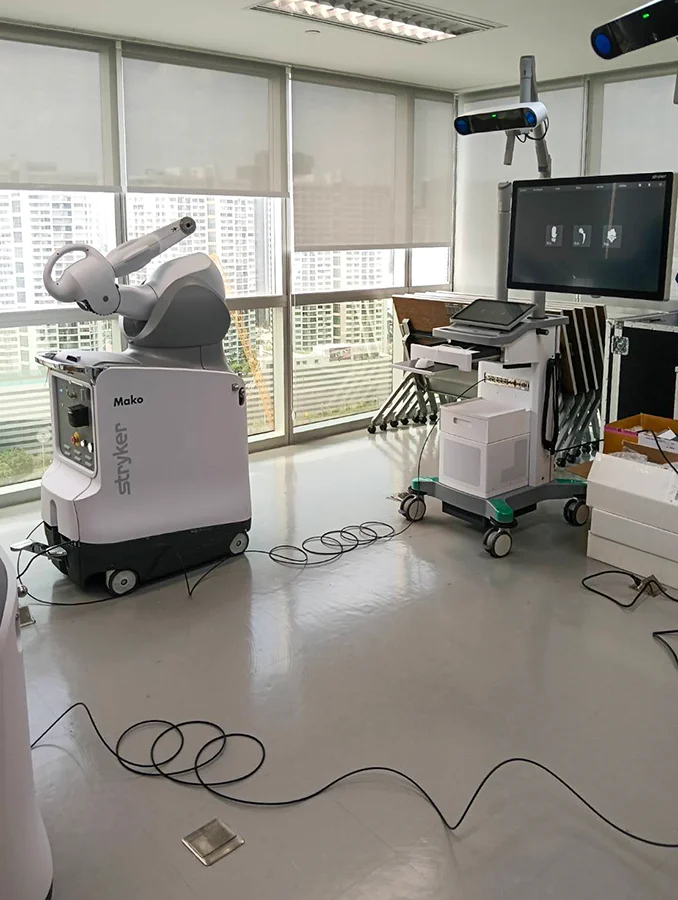 Transportation and installation of the stryker mako surgical robot at siriraj hospital